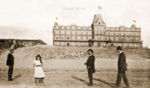 Het Grand Hotel op de Boulevard Barnaart omstreeks 1900