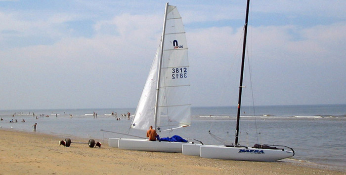 Sailing yachts on Zandvoort beach