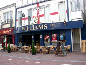 De Williams Pub in de Haltestraat voor Engels Bier