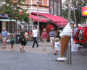 Ice Cream In the Kerkplein, Zandvoort